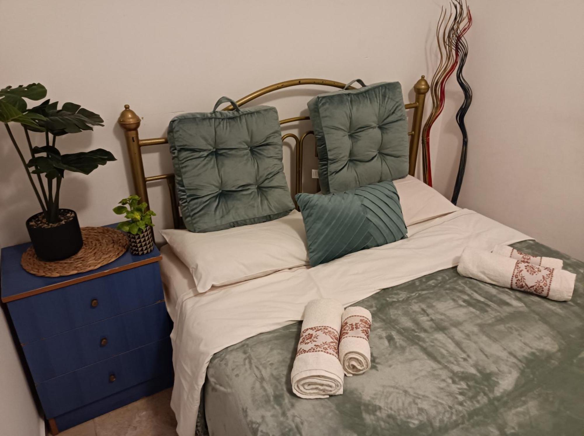 Blue Moon Accommodation เนอา มิคานิโอนา ภายนอก รูปภาพ