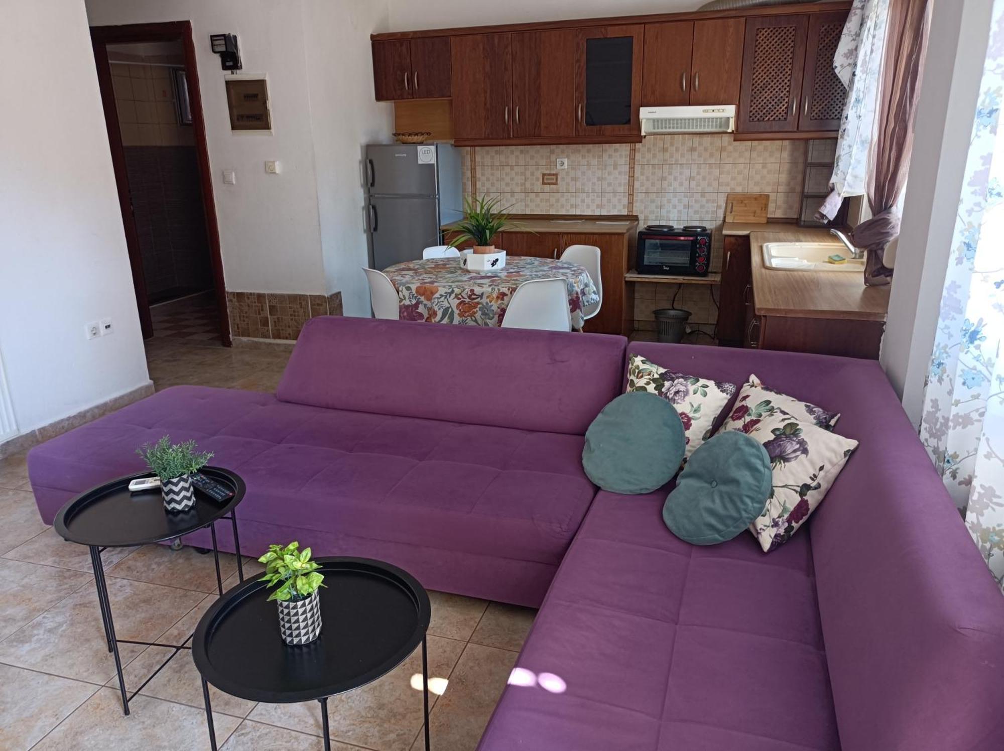 Blue Moon Accommodation เนอา มิคานิโอนา ภายนอก รูปภาพ
